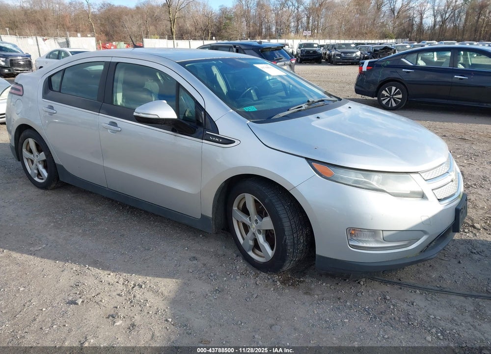 2013 CHEVROLET VOLT VIN: 1G1RB6E42DU106408