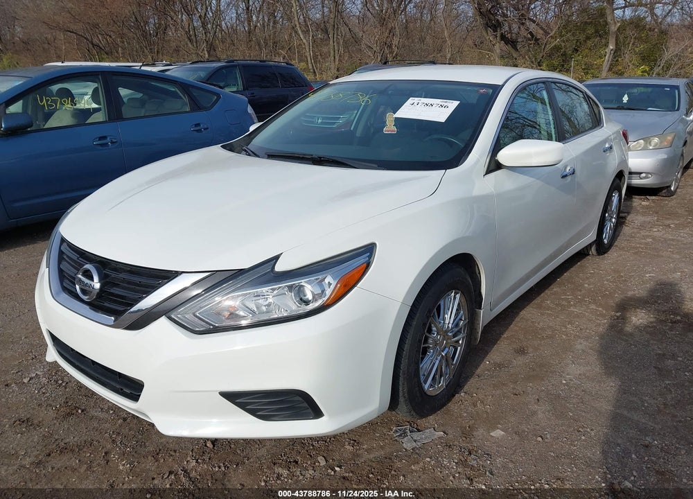 2018 NISSAN ALTIMA VIN: 1N4AL3AP0JC126454