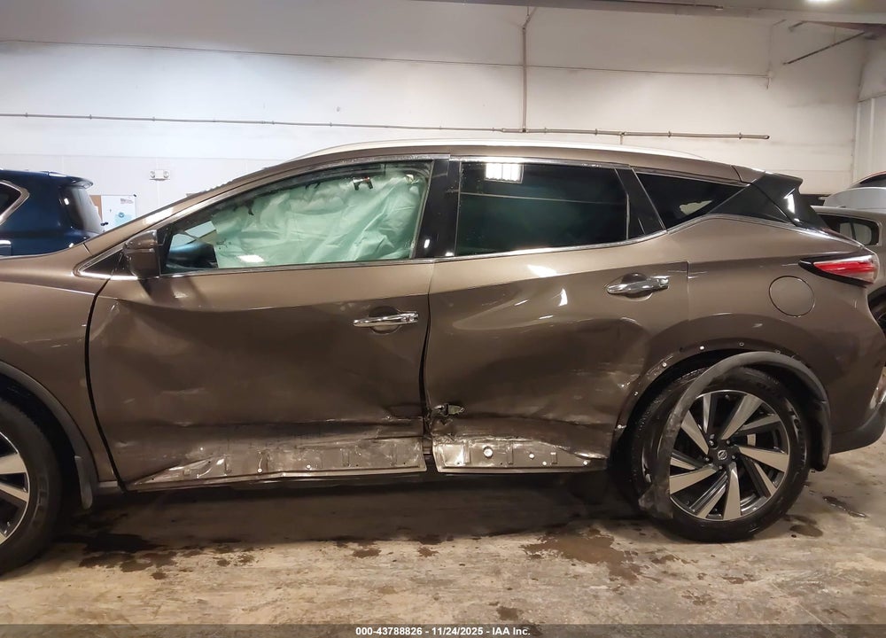 2018 NISSAN MURANO PLATINUM VIN: 5N1AZ2MH0JN126185