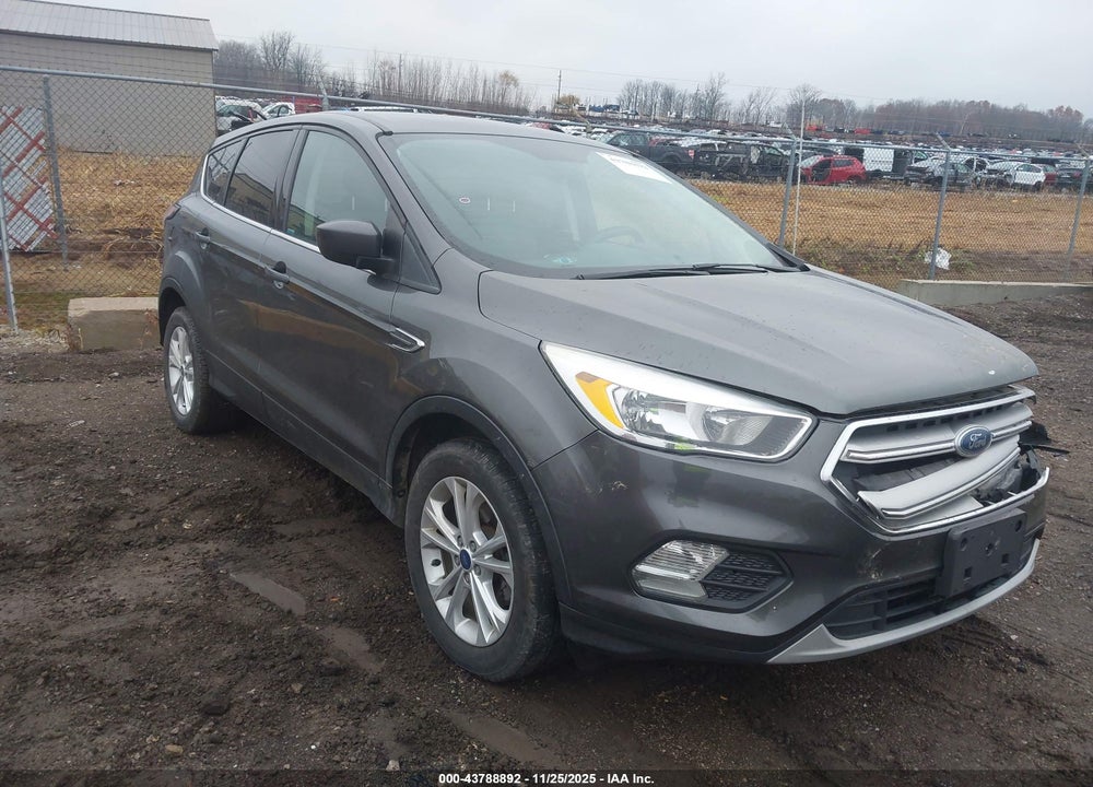 2017 FORD ESCAPE SE VIN: 1FMCU0GD5HUB98505