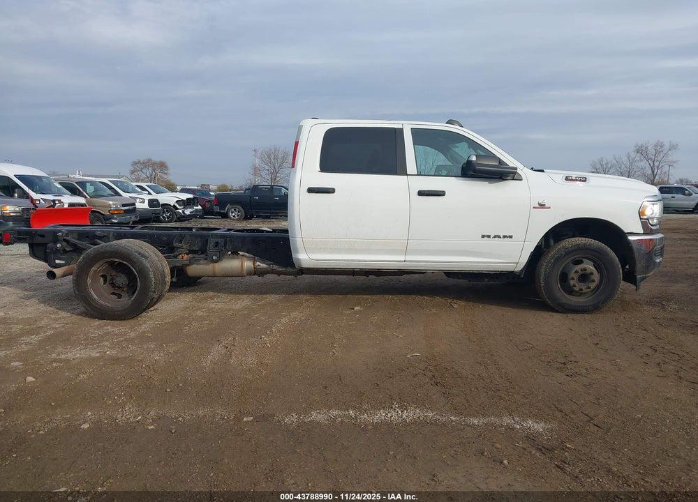 2022 RAM 3500 CHASSIS TRADESMAN/SLT/LAIE/LIMITED VIN: 3C7WRTCL8NG219690