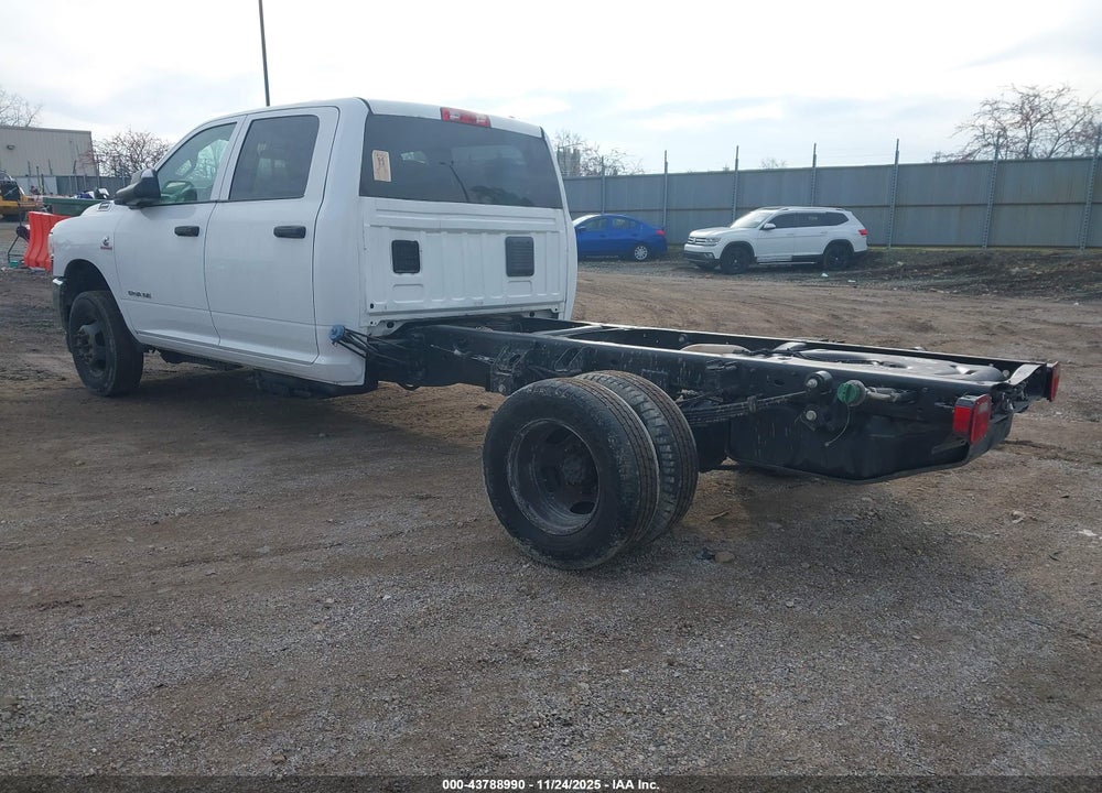 2022 RAM 3500 CHASSIS TRADESMAN/SLT/LAIE/LIMITED VIN: 3C7WRTCL8NG219690