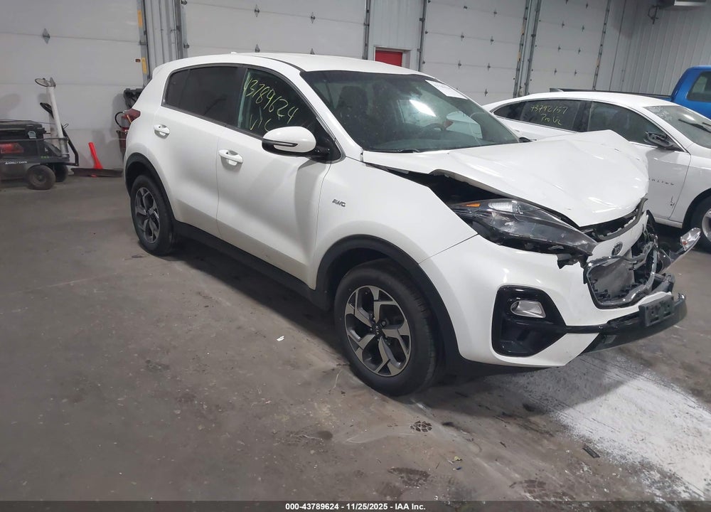 2020 KIA SPORTAGE LX VIN: KNDPMCAC4L7800695