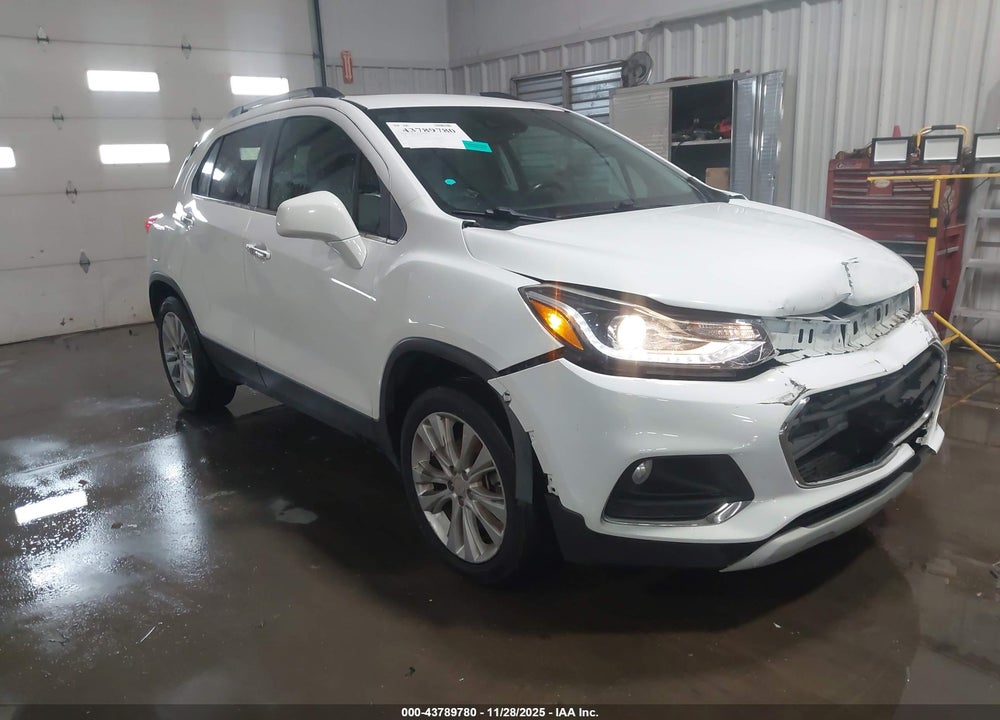 2017 CHEVROLET TRAX PREMIER VIN: 3GNCJRSB8HL233577