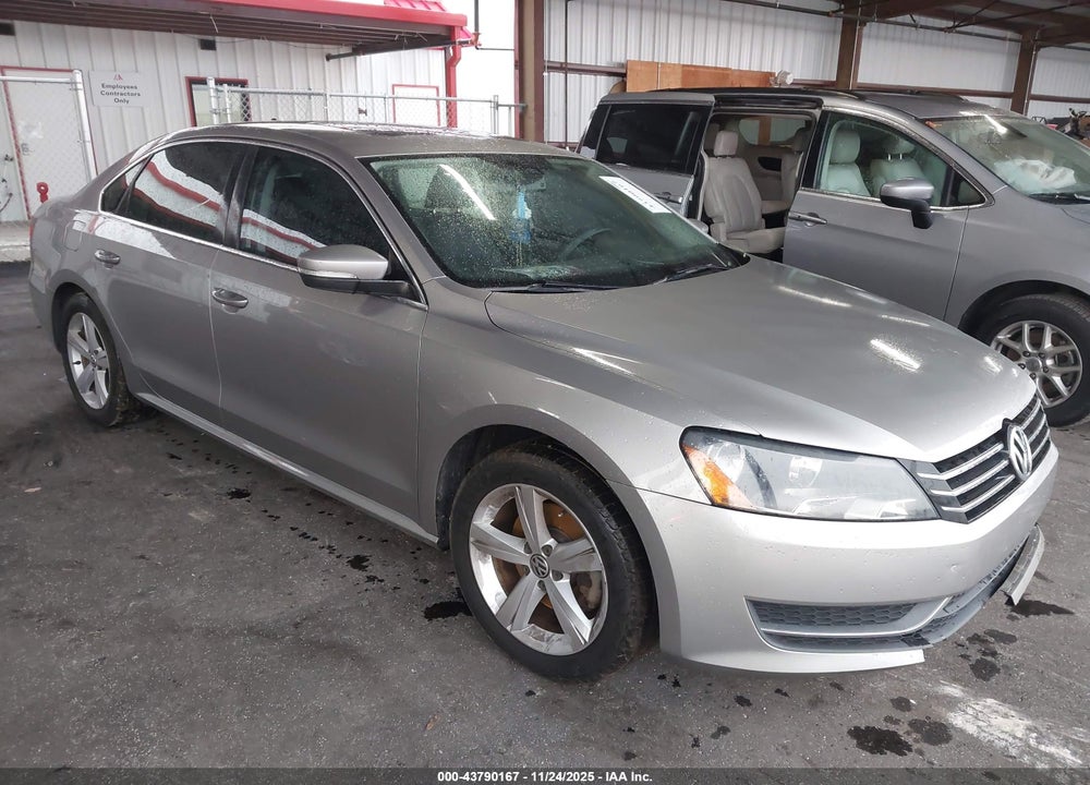2013 VOLKSWAGEN PASSAT 2.5L SE VIN: 1VWBP7A34DC021313
