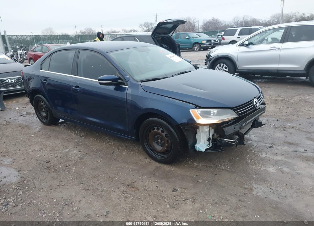 2013 VOLKSWAGEN JETTA 2.5L SE VIN: 3VWDP7AJ1DM429452
