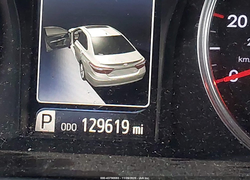 2016 TOYOTA CAMRY SE VIN: 4T1BF1FK1GU221871