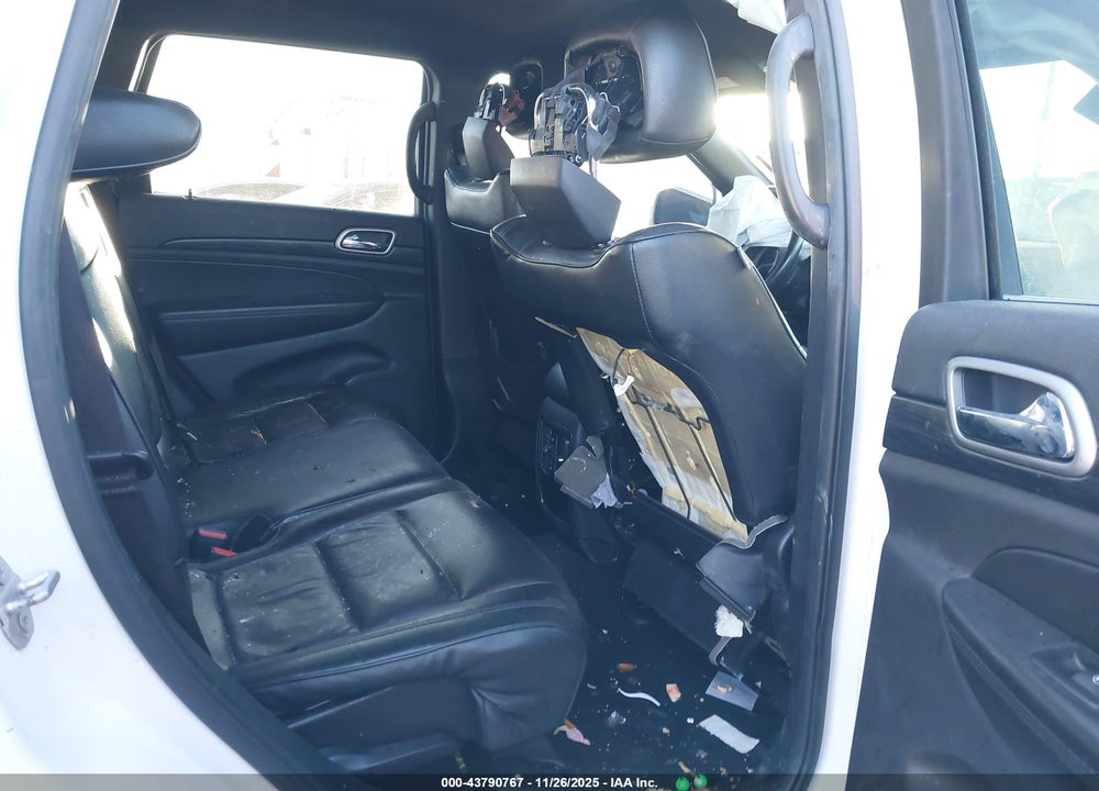 2019 JEEP GRAND CHEROKEE LAREDO E 4X2 VIN: 1C4RJEAG0KC833196