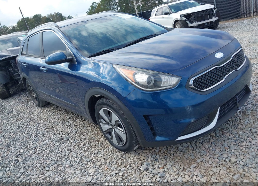 2017 KIA NIRO LX VIN: KNDCB3LC4H5039199
