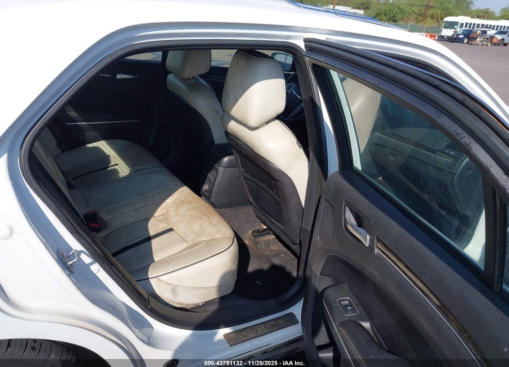 2013 CHRYSLER 300 MOTOWN VIN: 2C3CCAAG6DH697475