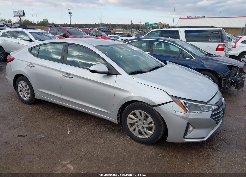 2019 HYUNDAI ELANTRA SE VIN: 5NPD74LF2KH479421