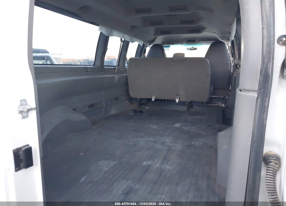 2015 CHEVROLET EXPRESS 2500 WORK VAN VIN: 1GCWGGFGXF1236595