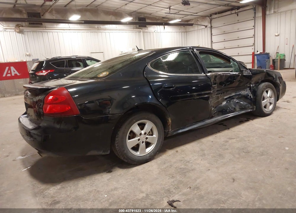 2008 PONTIAC GRAND PRIX VIN: 2G2WP552481193111