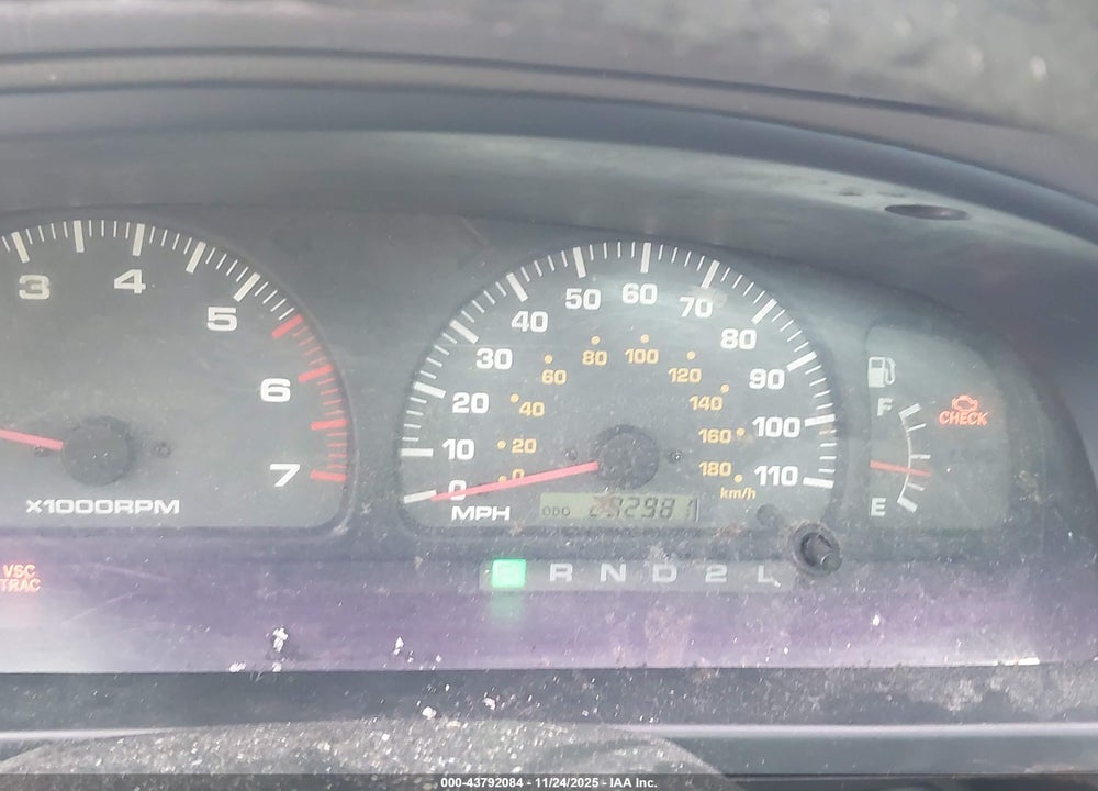 2002 TOYOTA 4RUNNER SR5 V6 VIN: JT3GN86R420253009