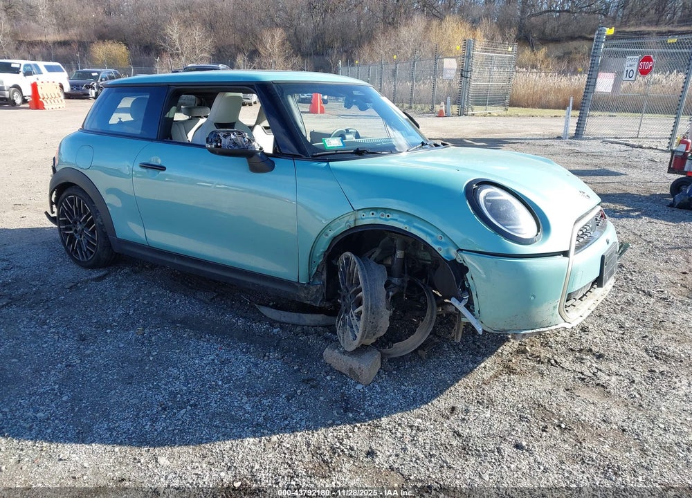 2025 MINI HARDTOP COOPER S VIN: WMW23GD04S2W69945