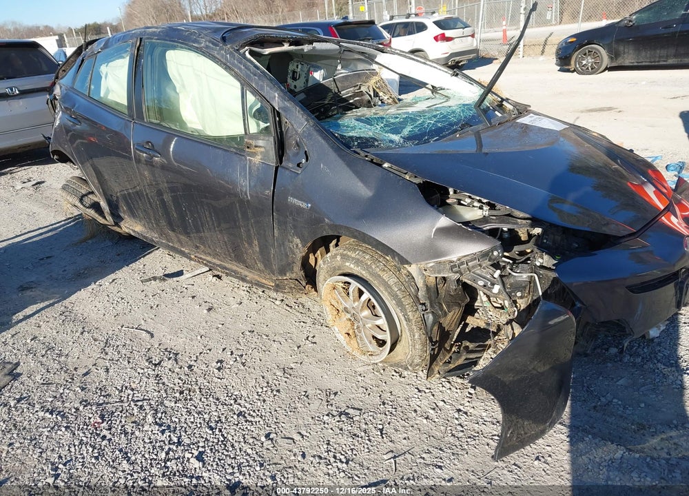 2018 TOYOTA PRIUS ONE VIN: JTDKBRFU2J3587593