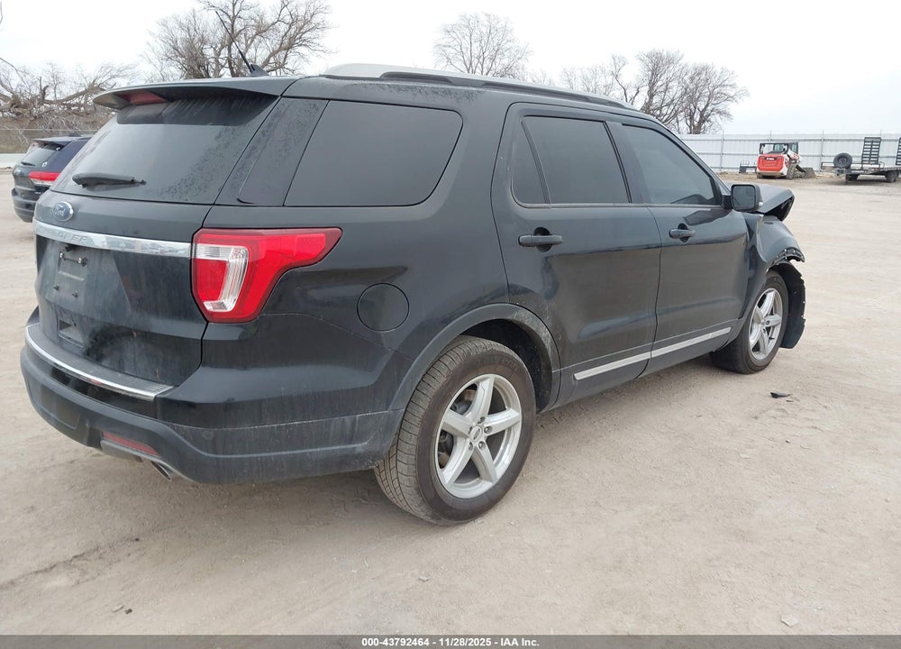 2018 FORD EXPLORER XLT VIN: 1FM5K7D82JGB27216