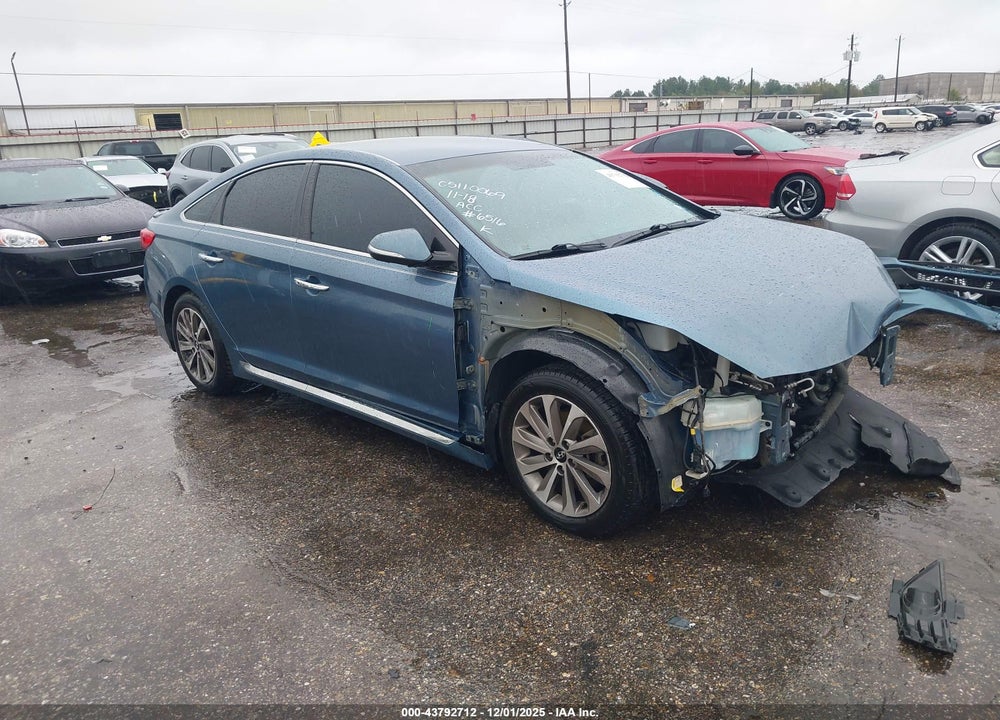 2015 HYUNDAI SONATA SPORT VIN: 5NPE34AF2FH146516