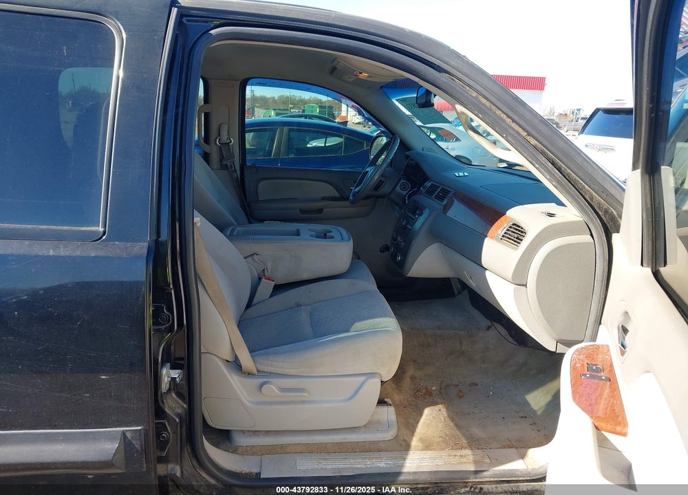 2007 GMC YUKON XL 1500 COMMERCIAL FLEET VIN: 1GKFC16087R237909