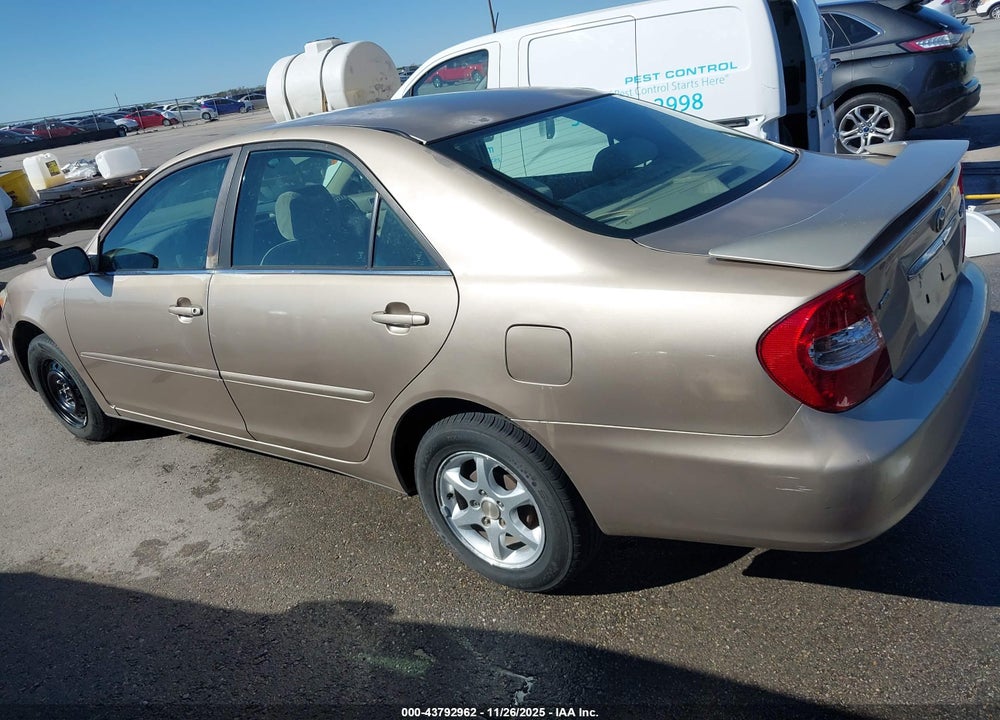 2002 TOYOTA CAMRY LE VIN: 4T1BE32K42U032838