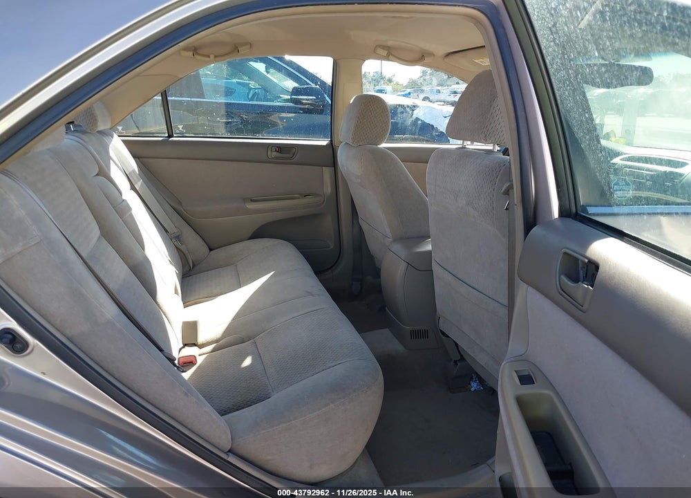 2002 TOYOTA CAMRY LE VIN: 4T1BE32K42U032838