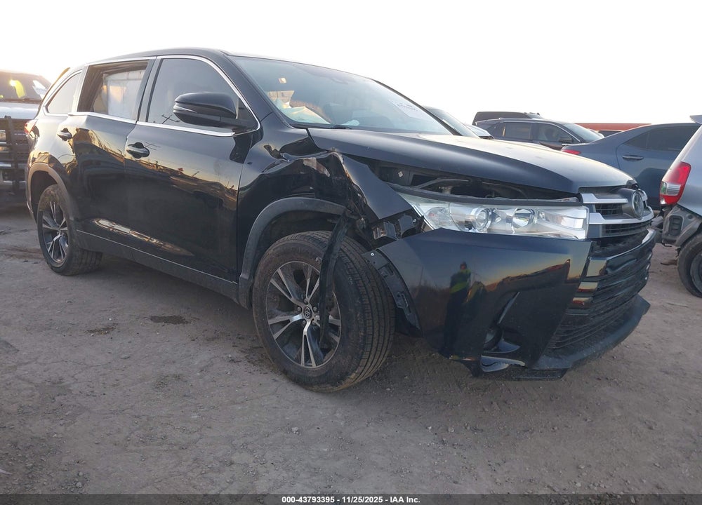 2019 TOYOTA HIGHLANDER LE VIN: 5TDZARFH1KS059953