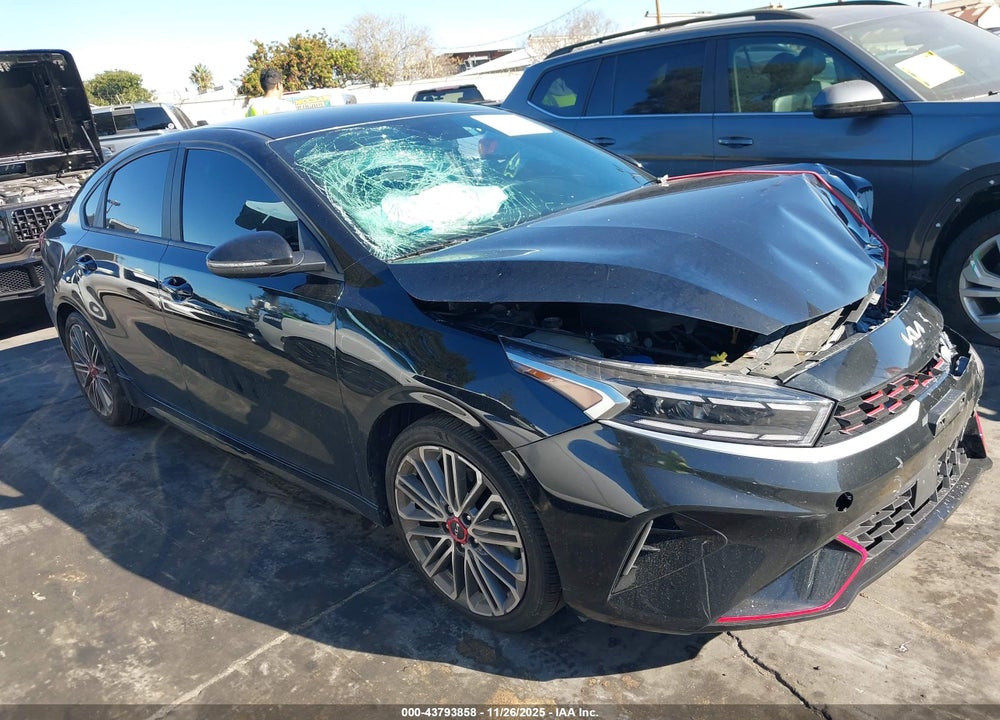 2023 KIA FORTE GT VIN: 3KPF44AC1PE638595