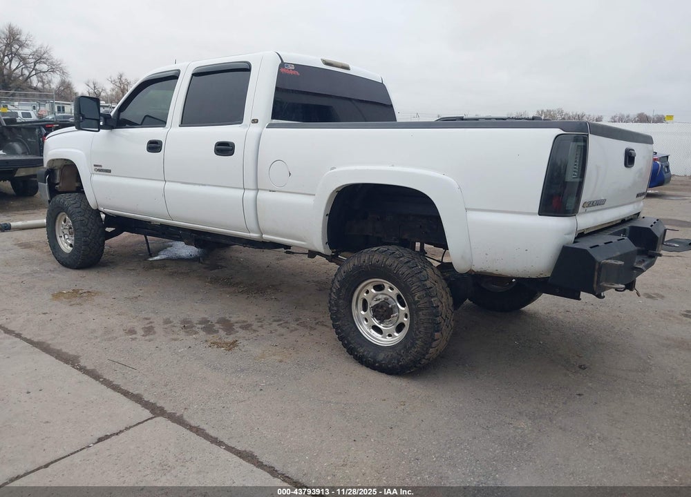 2005 CHEVROLET SILVERADO 2500HD LT VIN: 1GCHK23225F863991