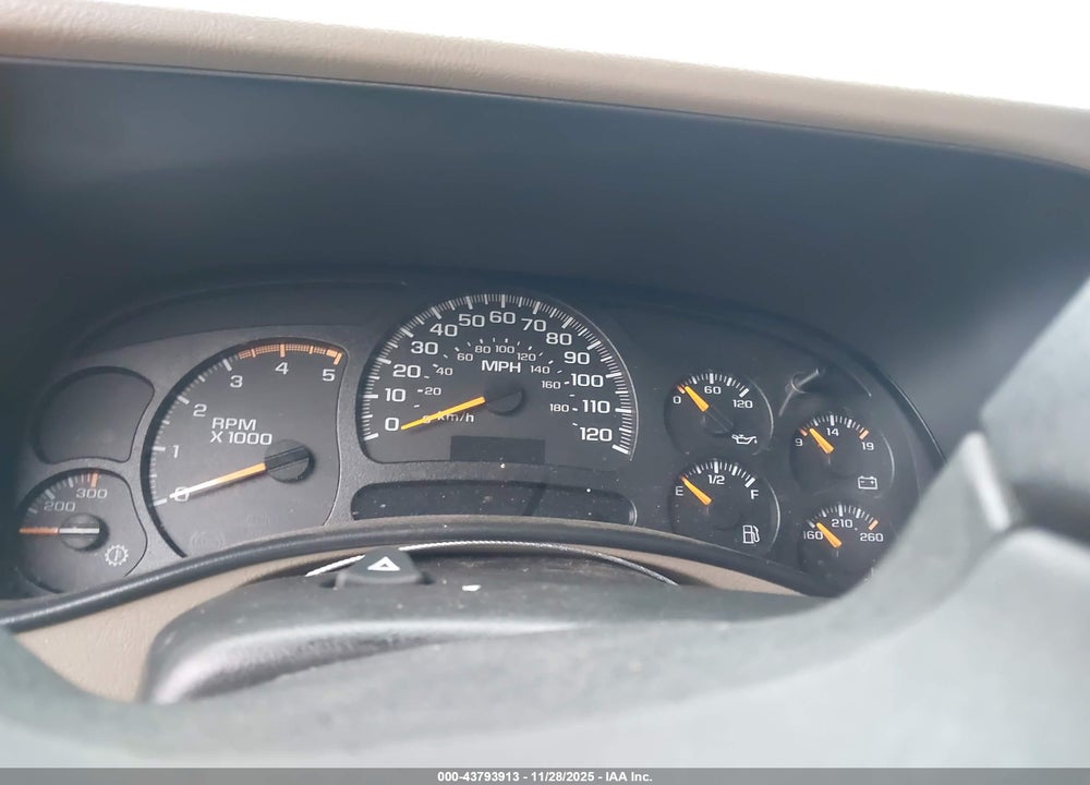 2005 CHEVROLET SILVERADO 2500HD LT VIN: 1GCHK23225F863991