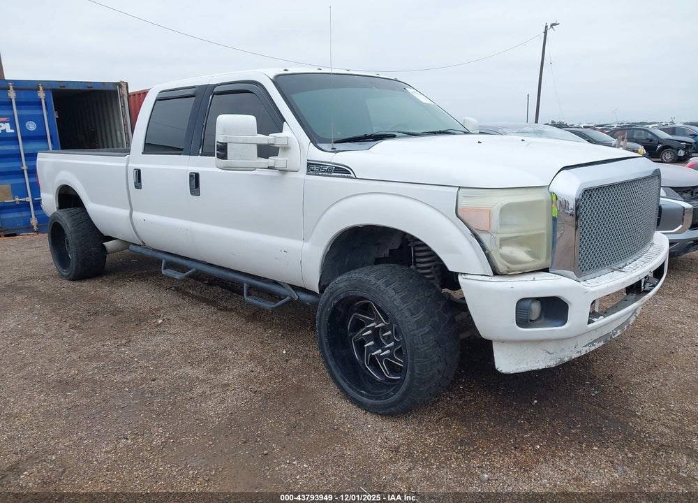 2005 FORD F-350 LARIAT/XL/XLT VIN: 1FTWW31PX5EB67305