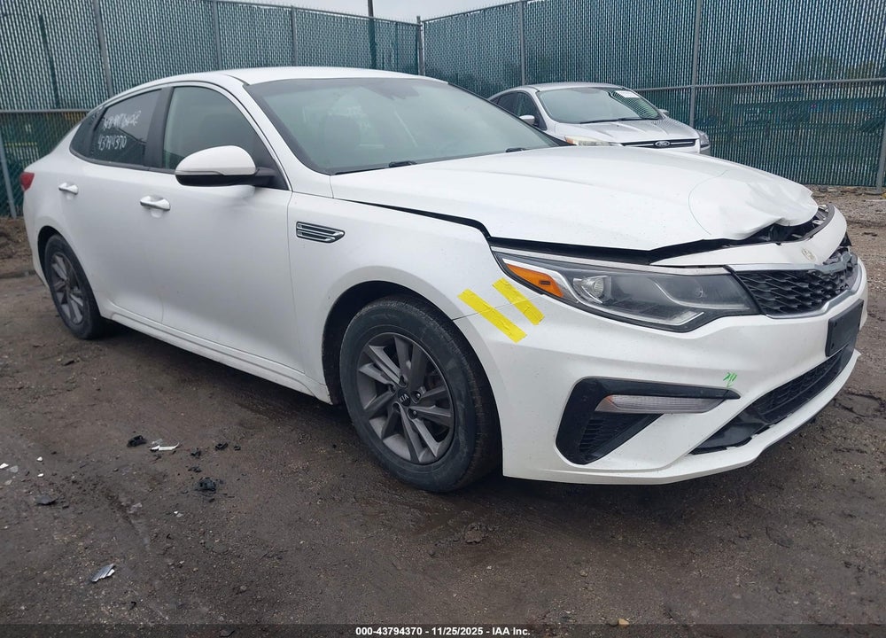 2020 KIA OPTIMA LX VIN: 5XXGT4L38LG407473
