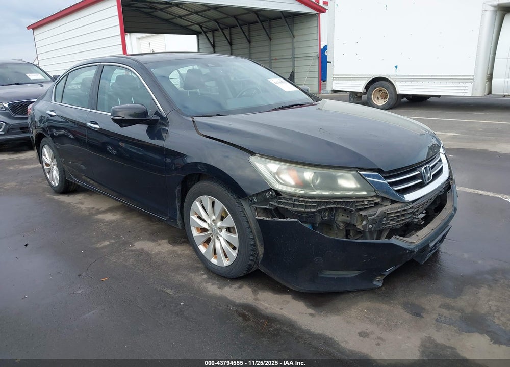 2015 HONDA ACCORD EX-L V-6 VIN: 1HGCR3F84FA007393