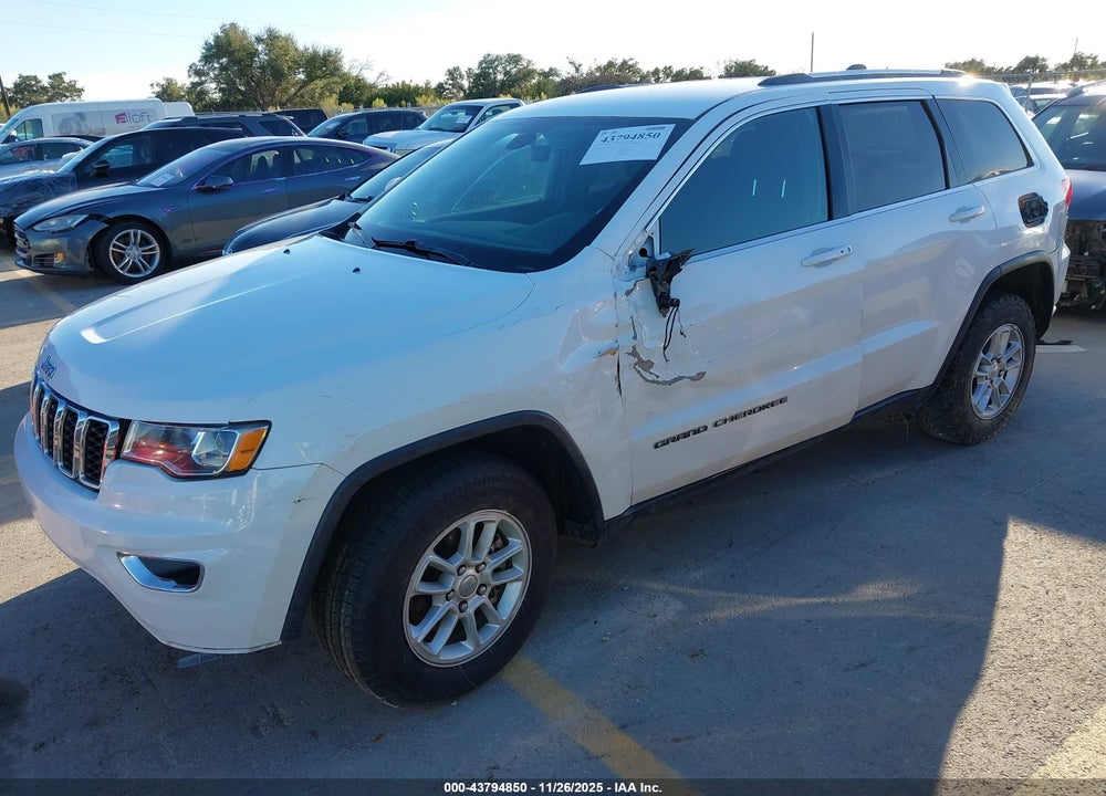 2019 JEEP GRAND CHEROKEE LAREDO E 4X4 VIN: 1C4RJFAG3KC709073