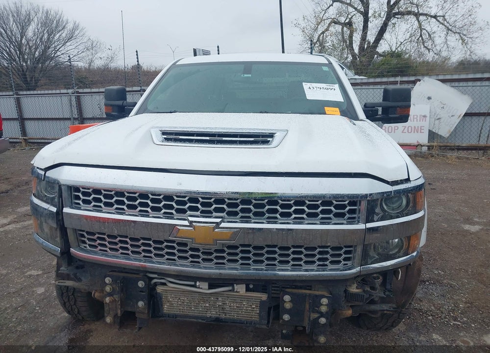 2019 CHEVROLET SILVERADO 3500HD WT VIN: 1GC4KVCY5KF231082