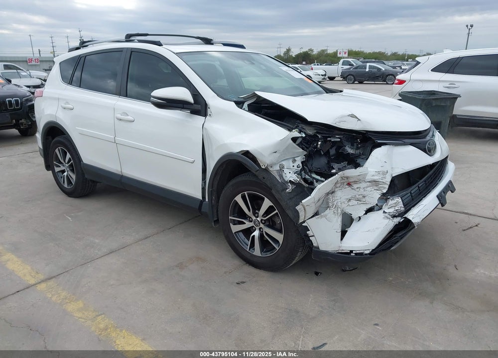2018 TOYOTA RAV4 XLE VIN: JTMWFREV7JJ728668