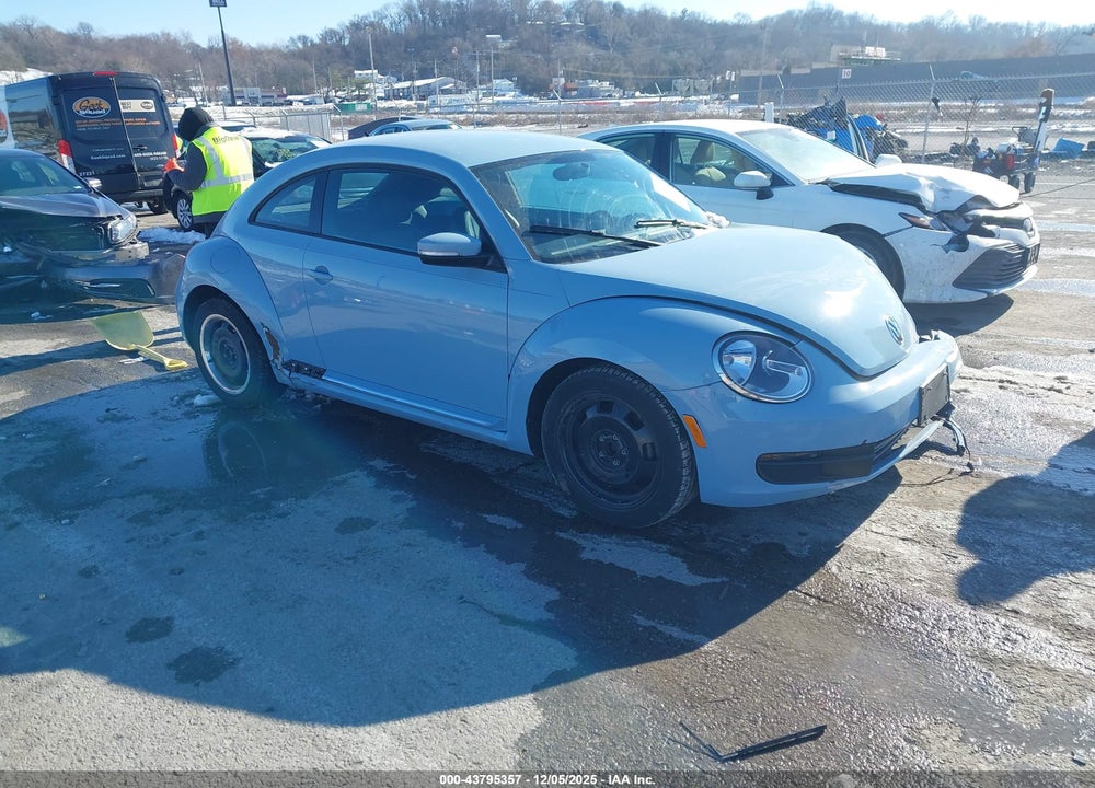 2012 VOLKSWAGEN BEETLE 2.5L VIN: 3VWJP7AT1CM606522