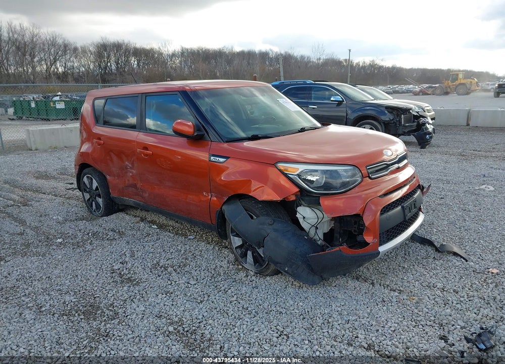 2018 KIA SOUL + VIN: KNDJP3A55J7587672