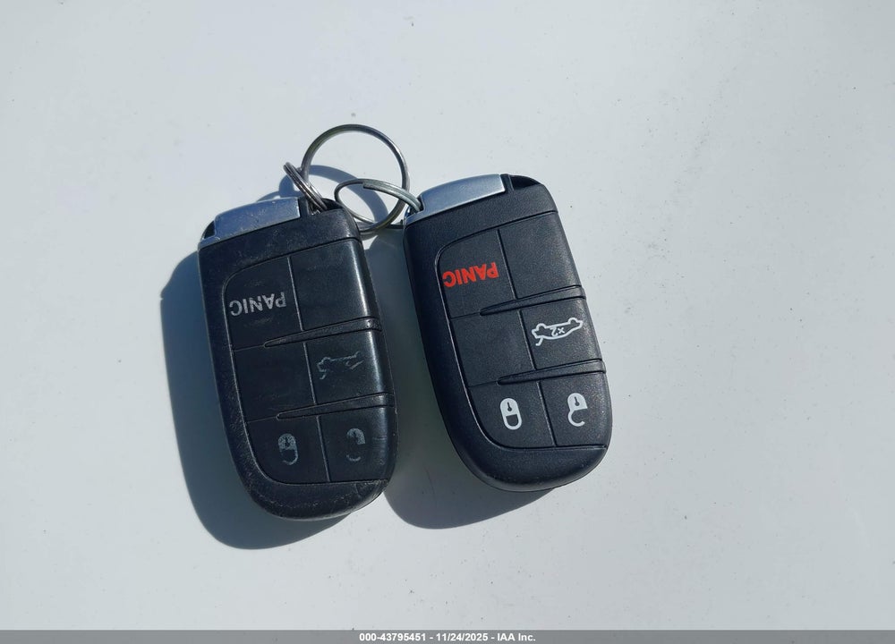 2021 DODGE CHARGER POLICE AWD VIN: 2C3CDXKG2MH640446