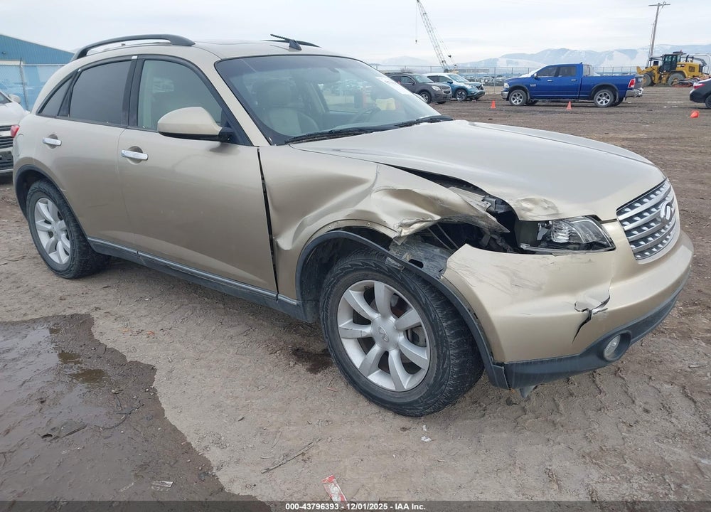 2005 INFINITI FX35 VIN: JNRAS08W15X215327