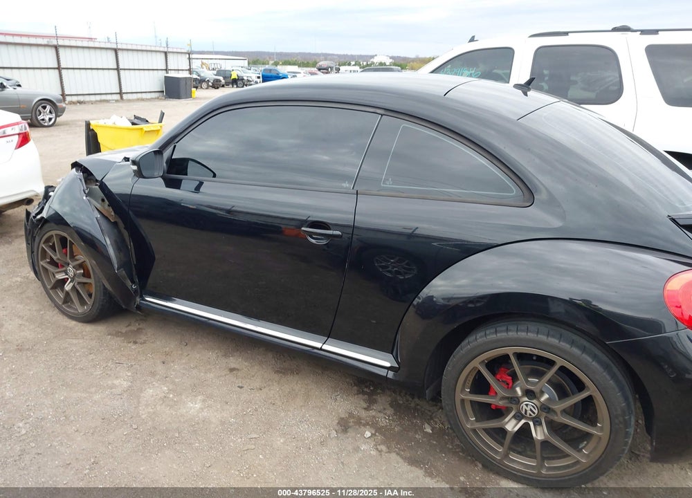 2012 VOLKSWAGEN BEETLE 2.0T VIN: 3VWV67AT7CM644082