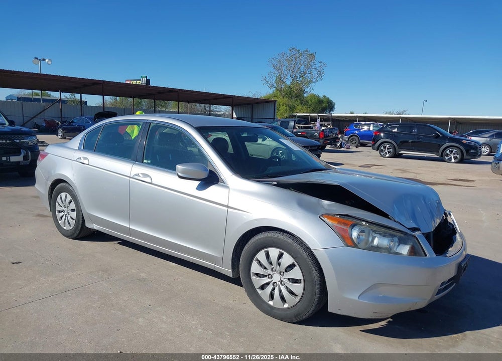 2008 HONDA ACCORD 2.4 LX VIN: JHMCP26308C025995