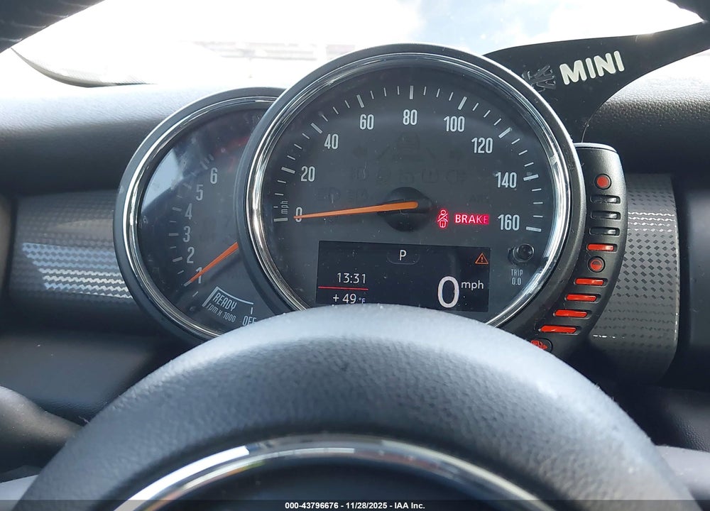 2017 MINI HARDTOP COOPER VIN: WMWXU1C52H2E19080