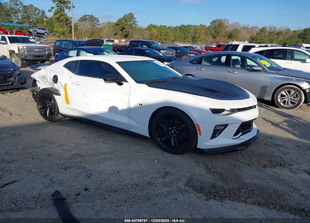 2017 CHEVROLET CAMARO 2SS VIN: 1G1FG1R79H0209267