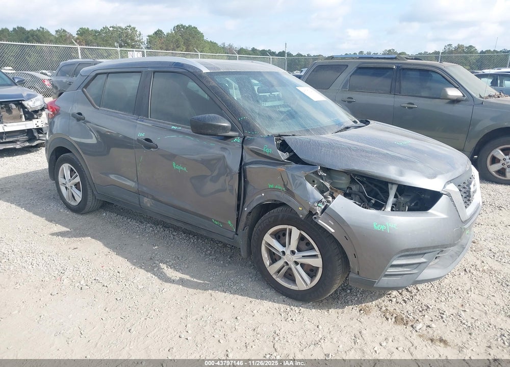 2019 NISSAN KICKS S VIN: 3N1CP5CU1KL565712