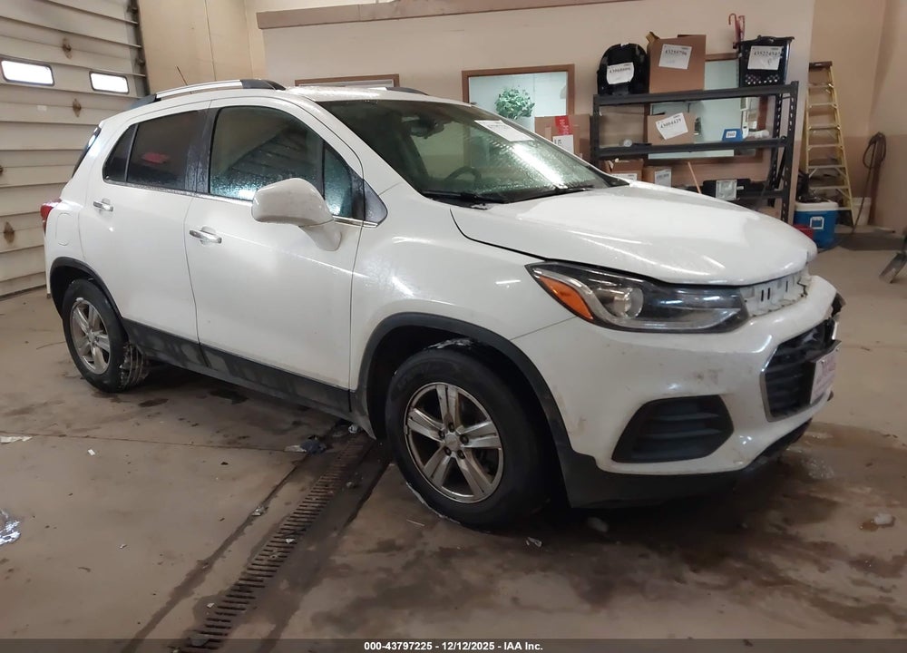 2018 CHEVROLET TRAX LT VIN: KL7CJLSB1JB601933