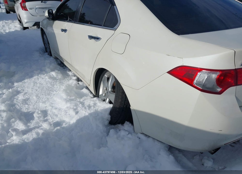 2009 ACURA TSX VIN: JH4CU26679C021009
