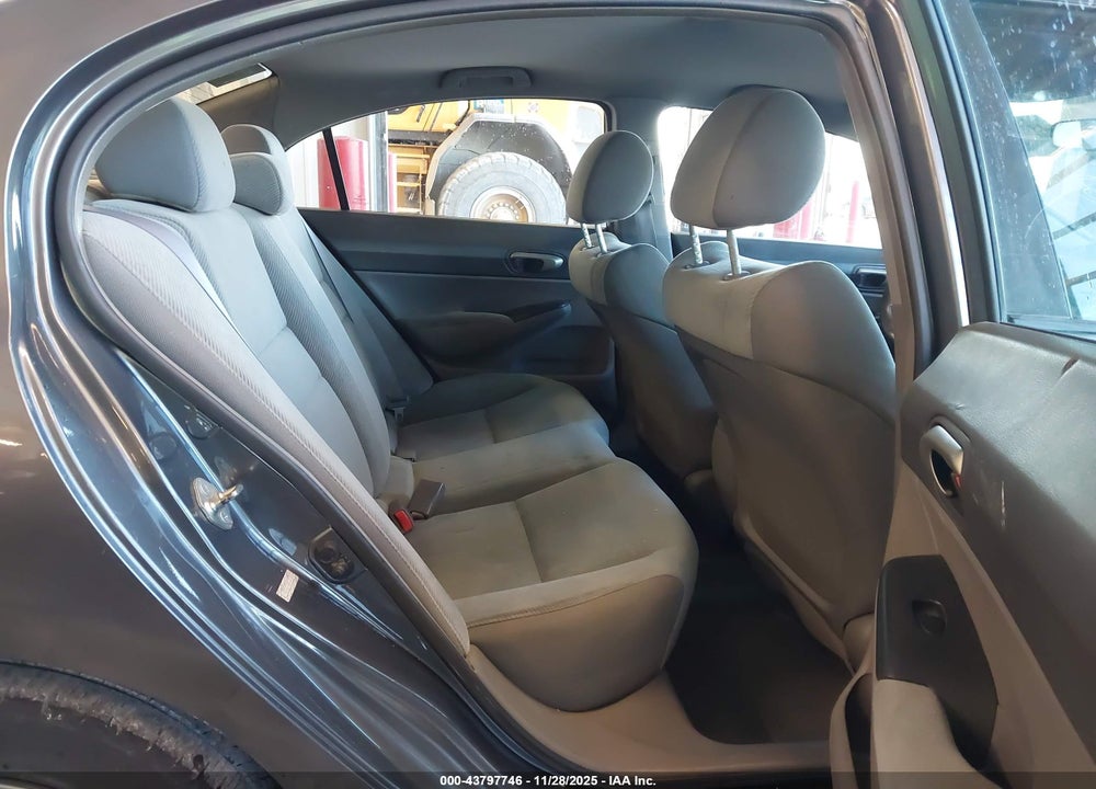 2011 HONDA CIVIC LX VIN: 19XFA1F57BE029120