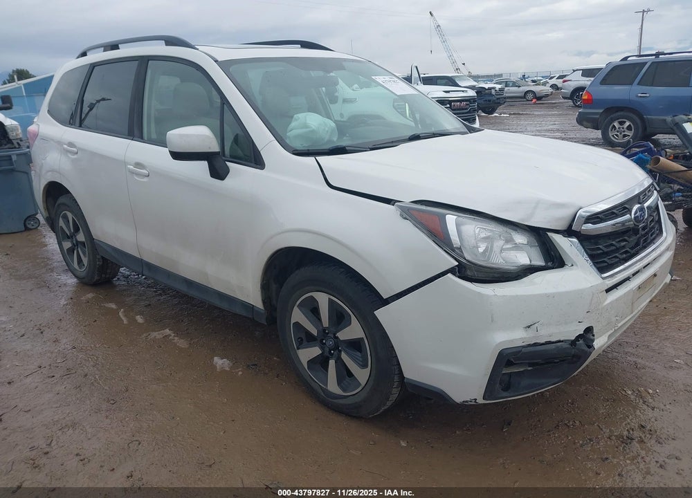 2017 SUBARU FORESTER 2.5I PREMIUM VIN: JF2SJAEC8HH803684