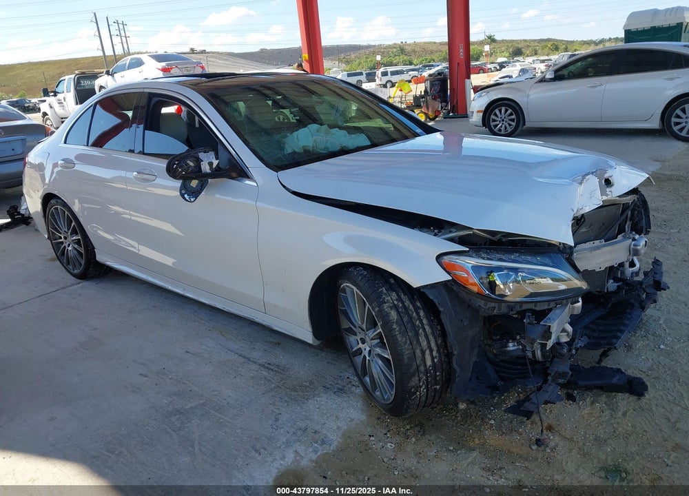 2017 MERCEDES-BENZ C 300 SPORT VIN: 55SWF4JB3HU179548