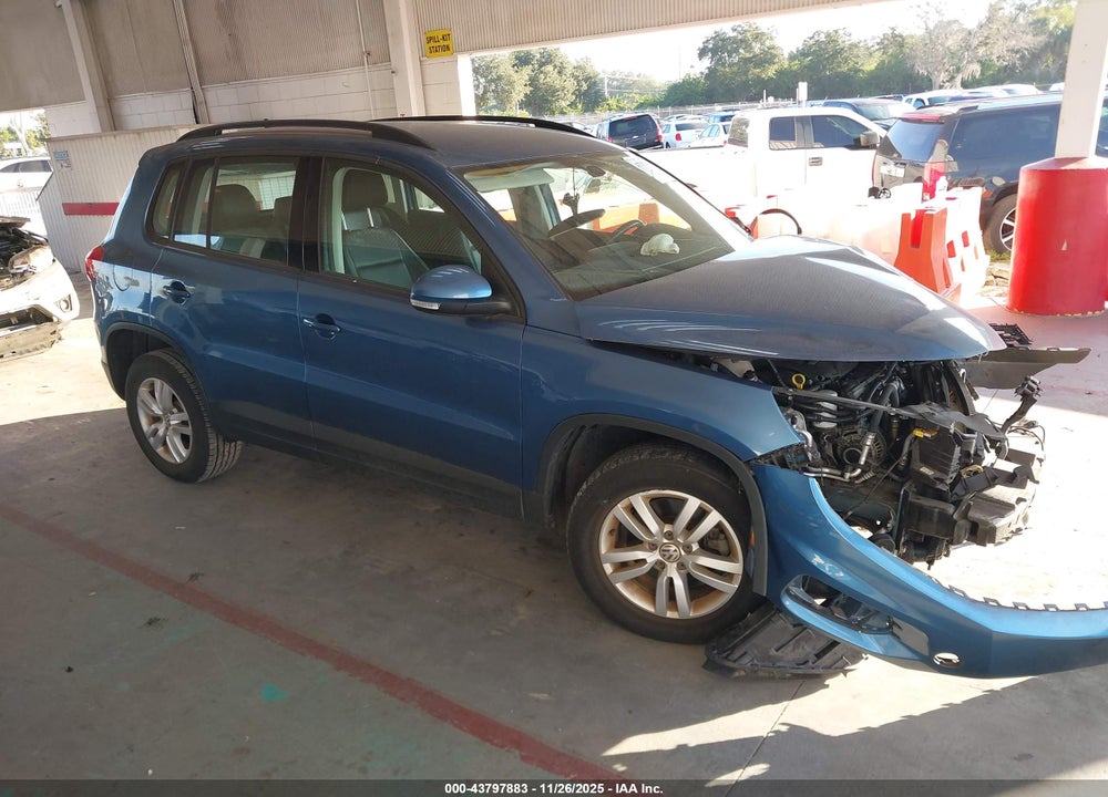 2017 VOLKSWAGEN TIGUAN 2.0T S VIN: WVGAV7AX1HW503180